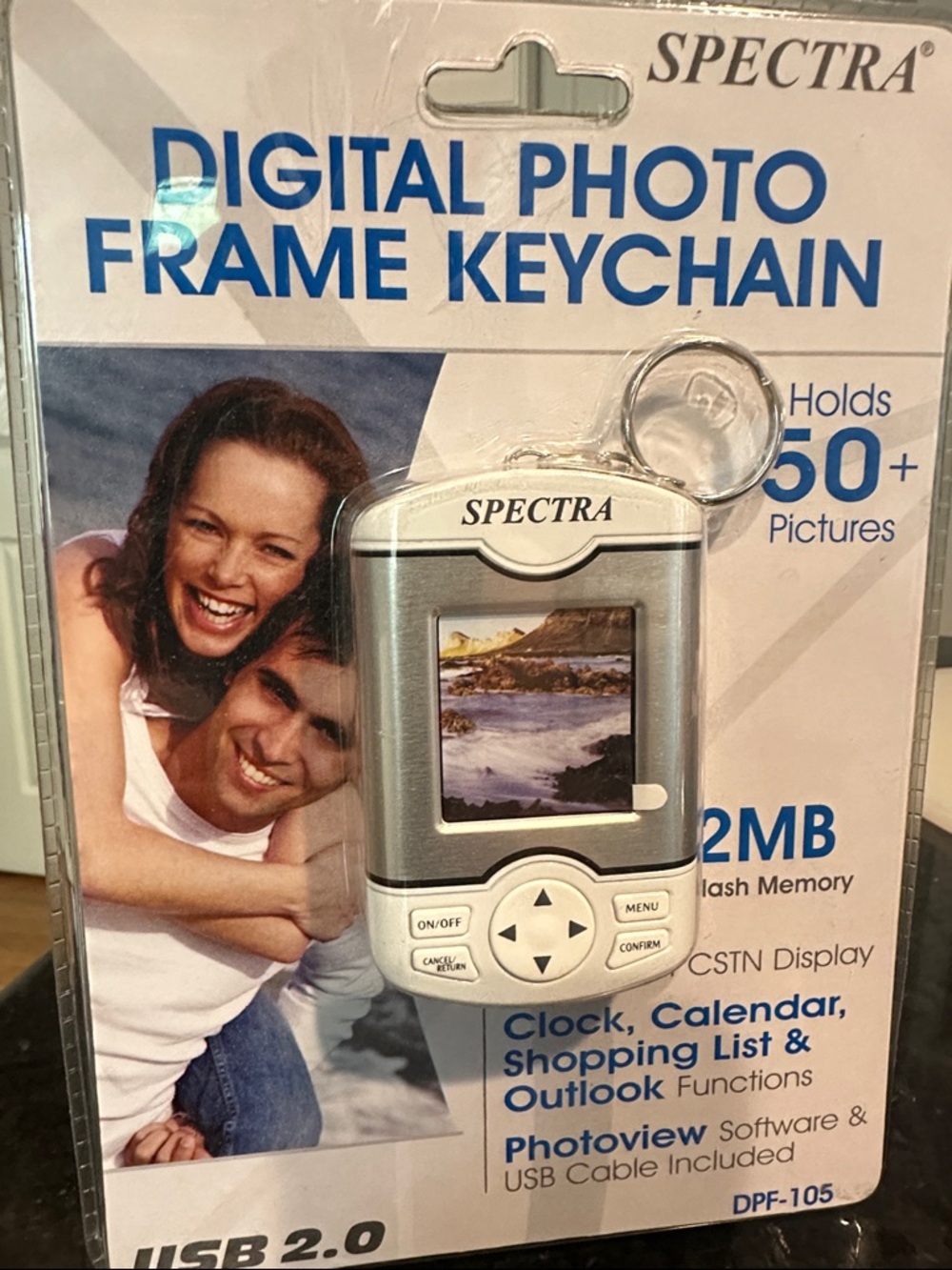 Spectra Silver Digital Photo Frame Keychain - Portable Viewing